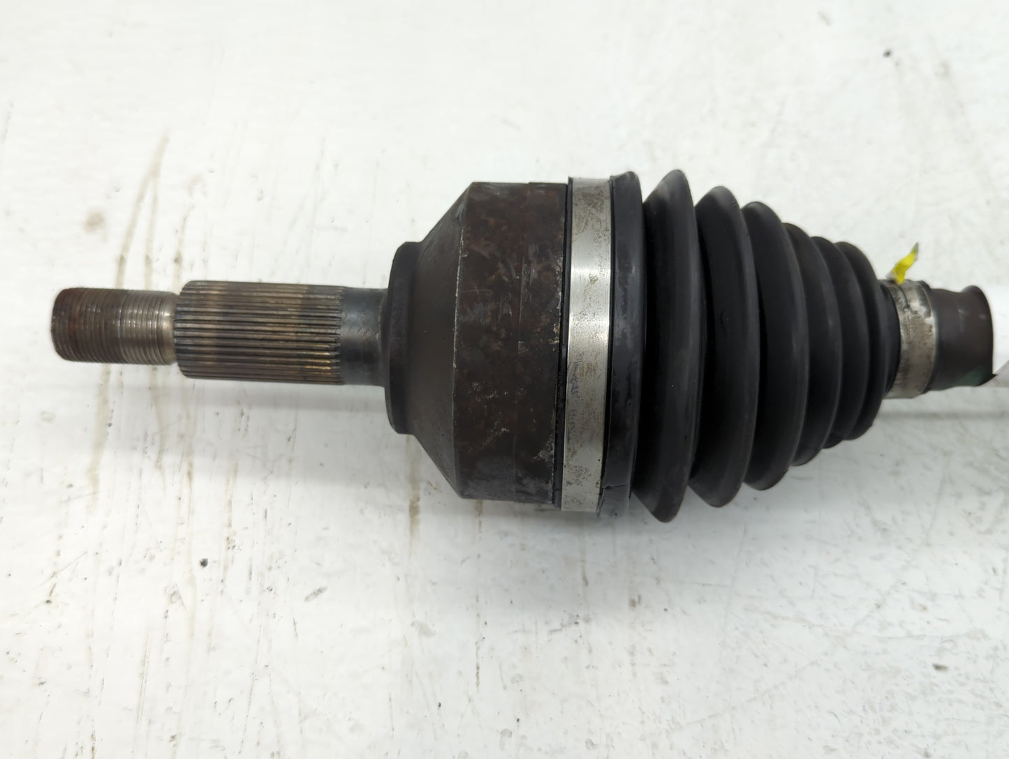 2013-2016 Lincoln Mks Axle Shaft Front Driver Cv C/v - Oemusedautoparts1.com