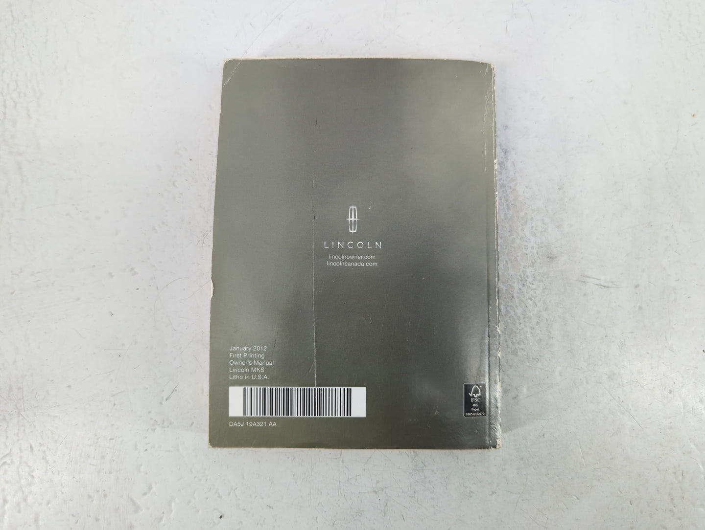 2013 Lincoln Mks Owners Manual Book Guide P/N:DA5J 19A321 AA OEM Used Auto Parts - Oemusedautoparts1.com