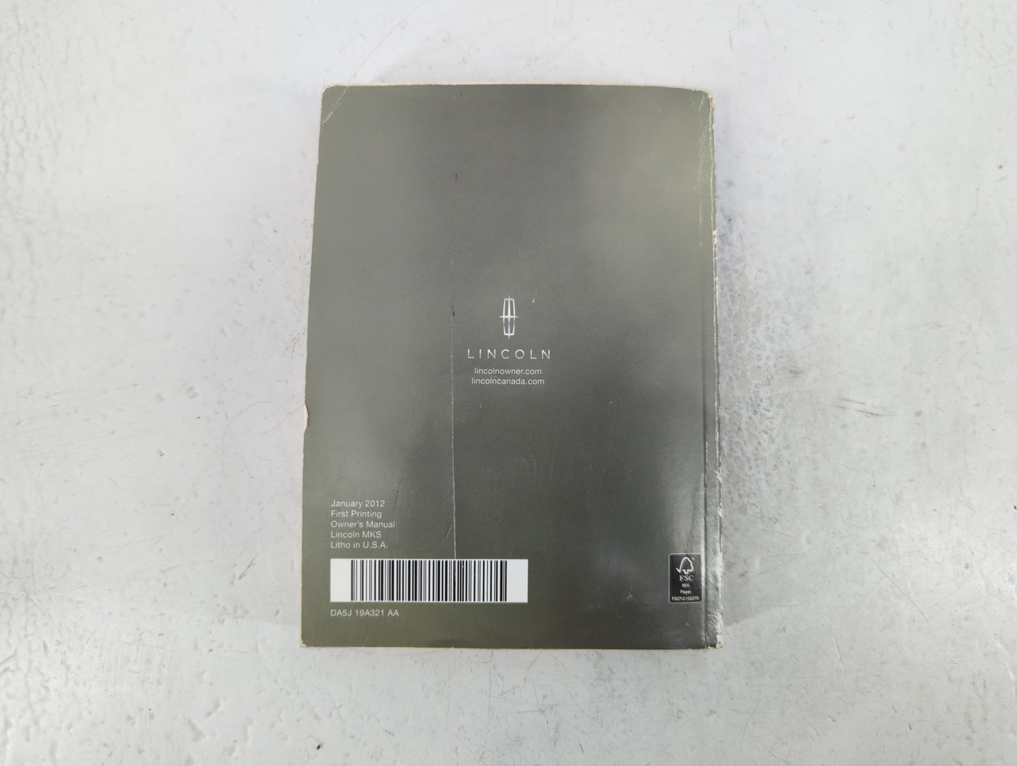 2013 Lincoln Mks Owners Manual Book Guide P/N:DA5J 19A321 AA OEM Used Auto Parts - Oemusedautoparts1.com