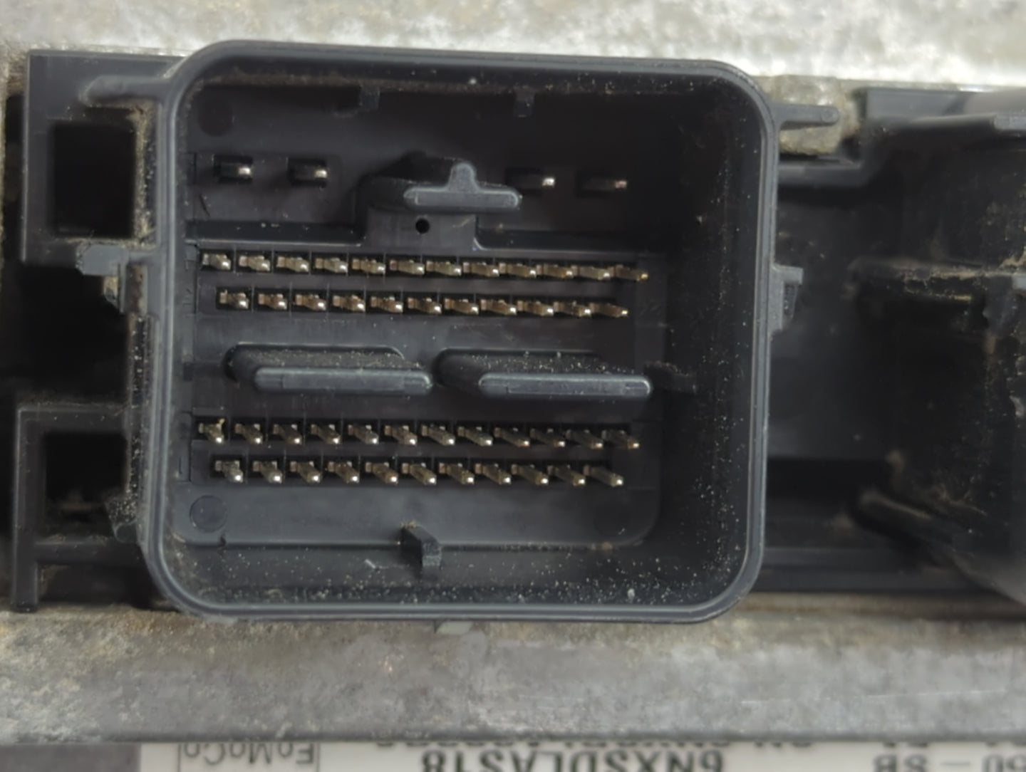 2013-2016 Lincoln Mks PCM Engine Control Computer ECU ECM PCU OEM P/N:DG1A-12B684-EA DG1A-12A650-SB Fits Fits 2013 2014 2015
