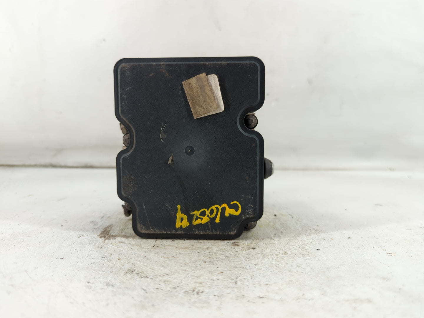 2013-2014 Lincoln Mks ABS Pump Control Module Replacement P/N:DG18-2C405-AF Fits Fits 2013 2014 OEM Used Auto Parts - Oemuse
