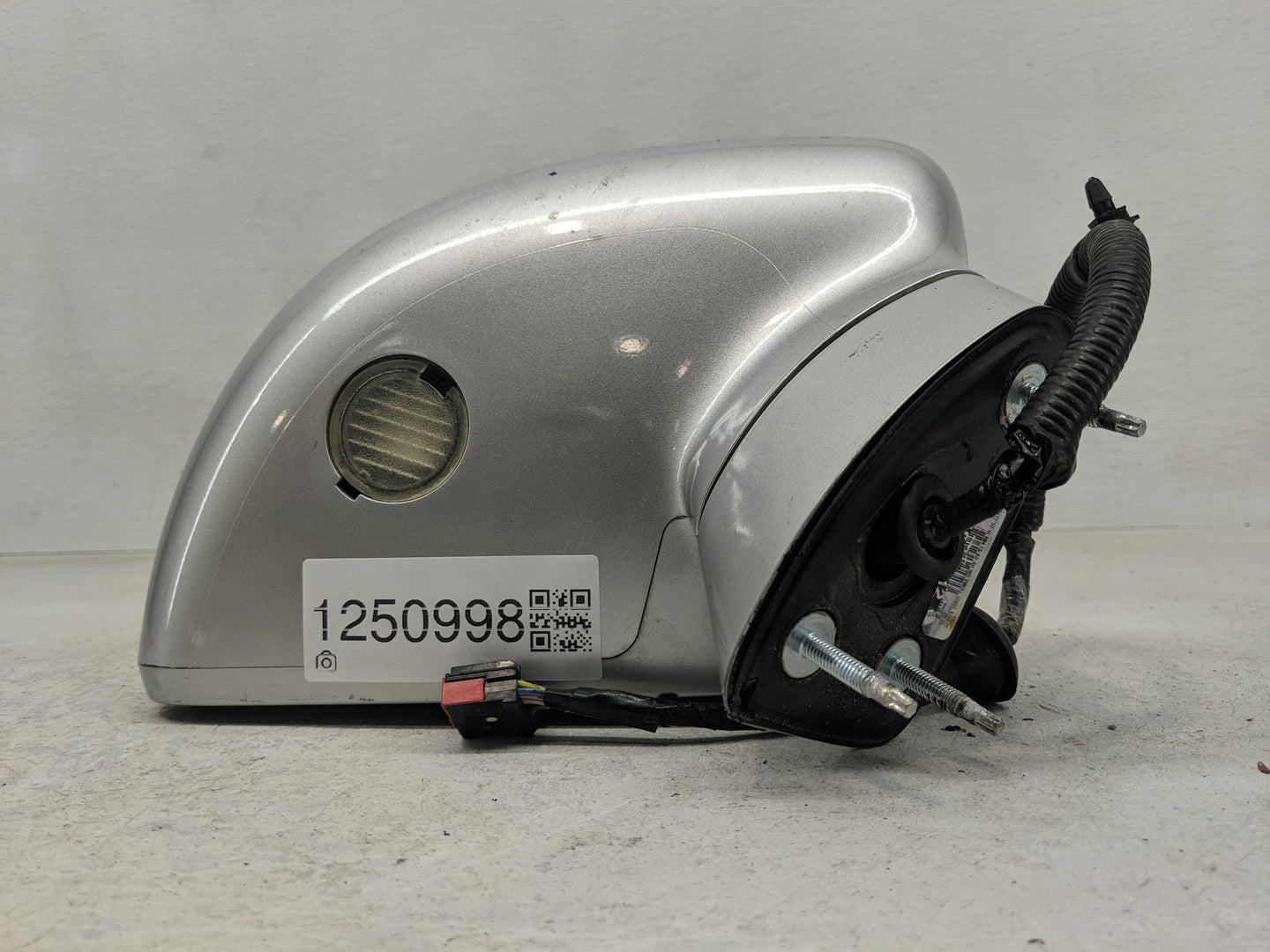 2010-2019 Lincoln Mkt Side Mirror Replacement Passenger Right View Door Mirror Fits OEM Used Auto Parts - Oemusedautoparts1.