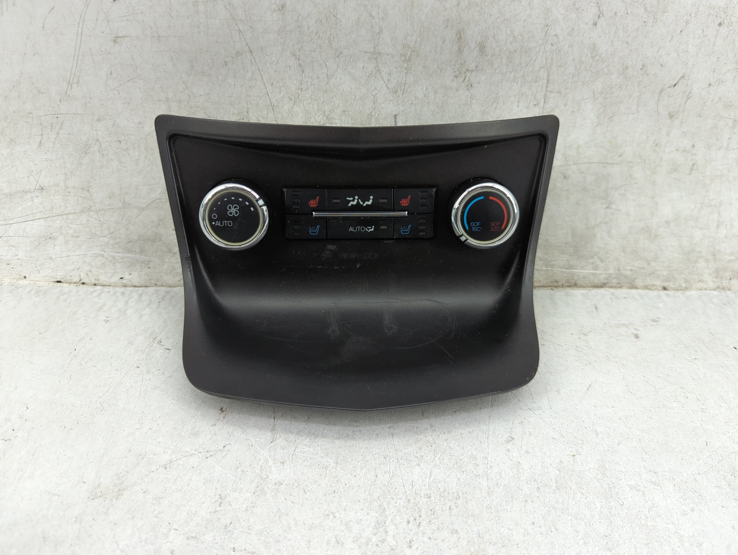 2013-2019 Lincoln Mkt Climate Control Module Temperature AC/Heater Replacement P/N:DE9T-18C612-FC Fits OEM Used Auto Parts -