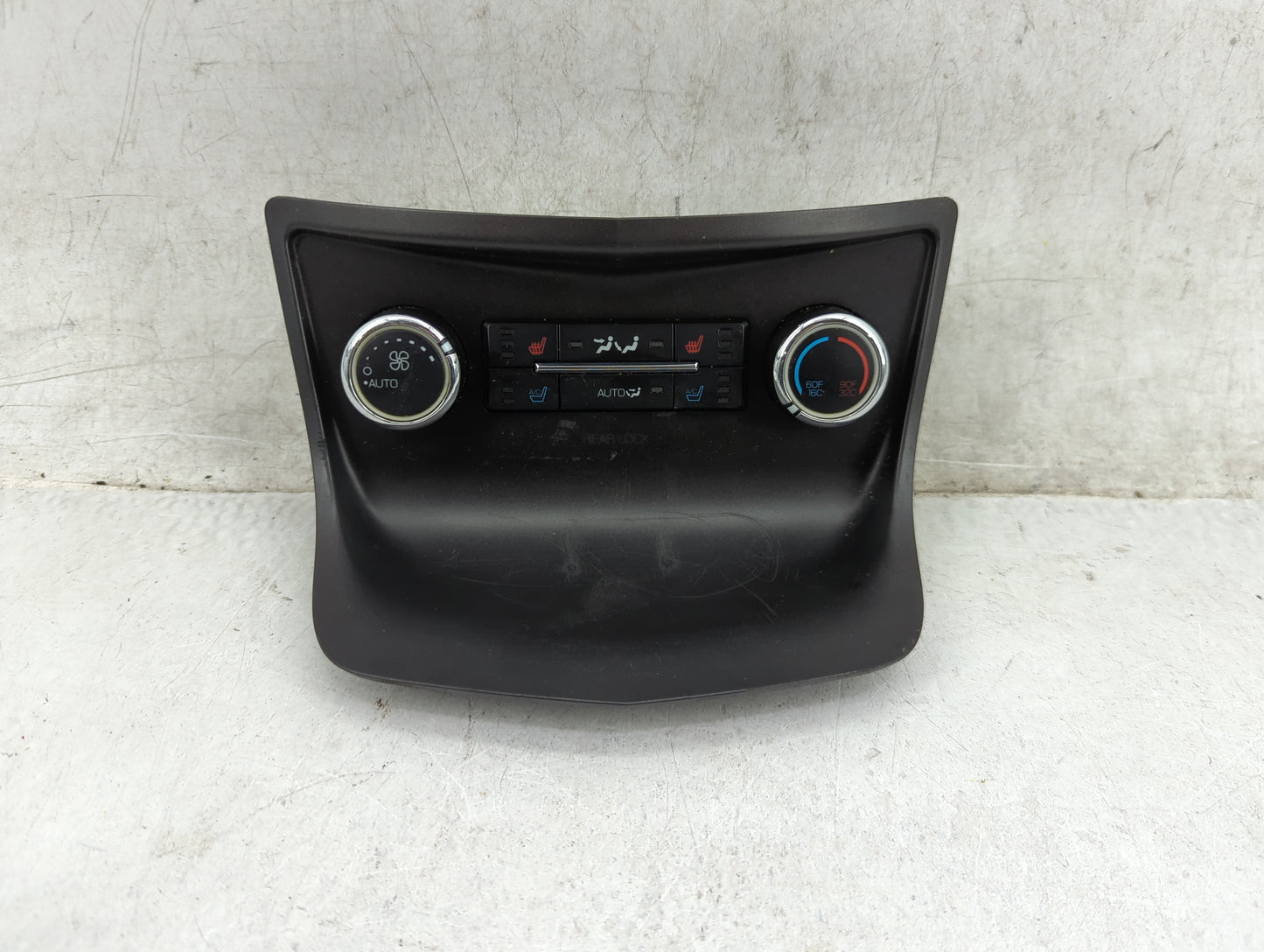 2013-2019 Lincoln Mkt Climate Control Module Temperature AC/Heater Replacement P/N:DE9T-18C612-FC Fits OEM Used Auto Parts -