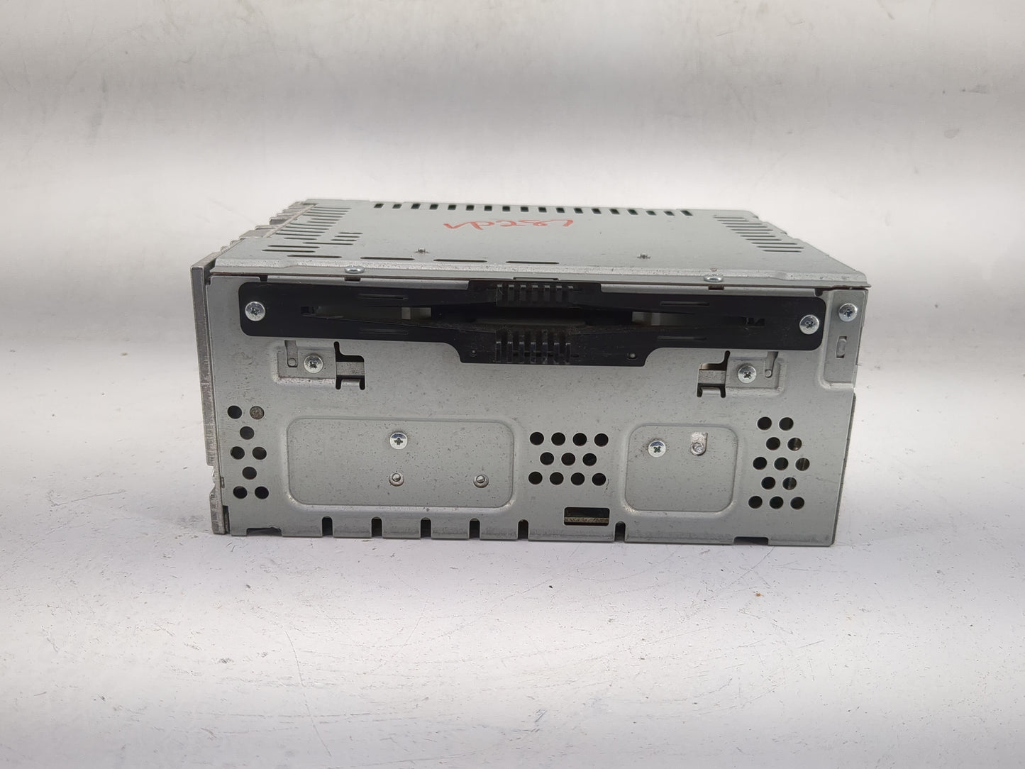 2013-2014 Lincoln Mkt Radio AM FM Cd Player Receiver Replacement P/N:DE9T-19C107-HB Fits Fits 2013 2014 OEM Used Auto Parts 