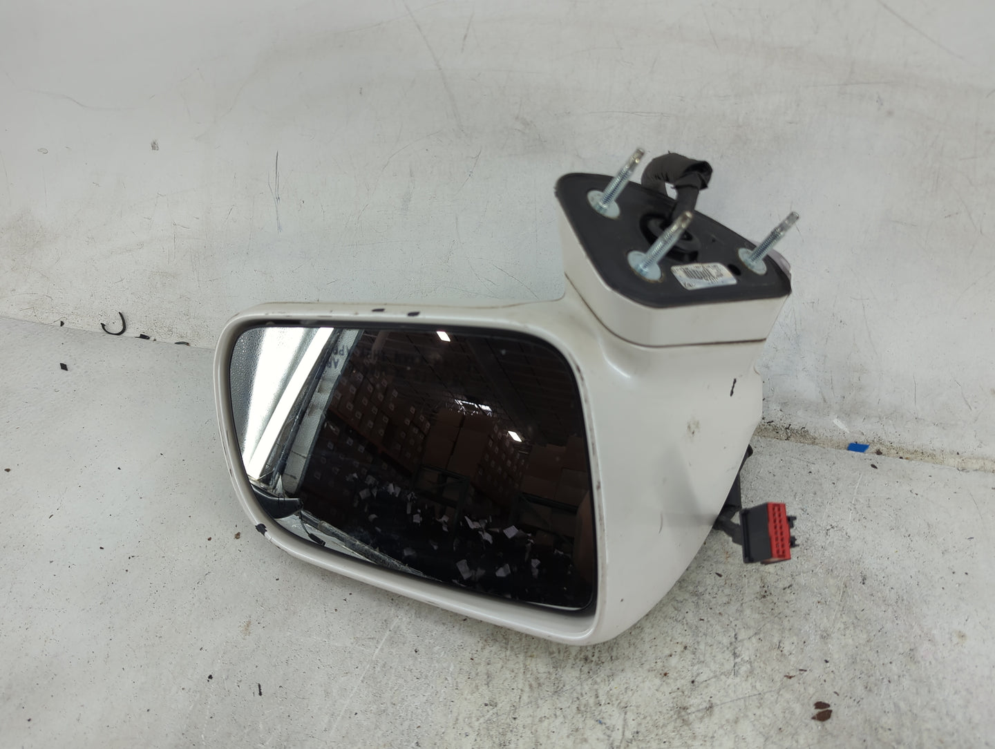 2010-2019 Lincoln Mkt Passenger Side View Mirror - Right Door Mirror OEM Used - Oemusedautoparts1.com