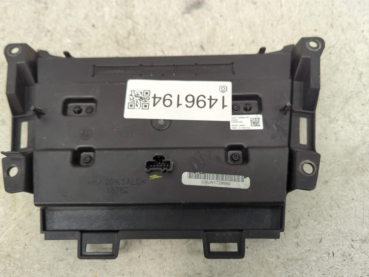 2013 Lincoln Mkt Radio Control Panel - Oemusedautoparts1.com
