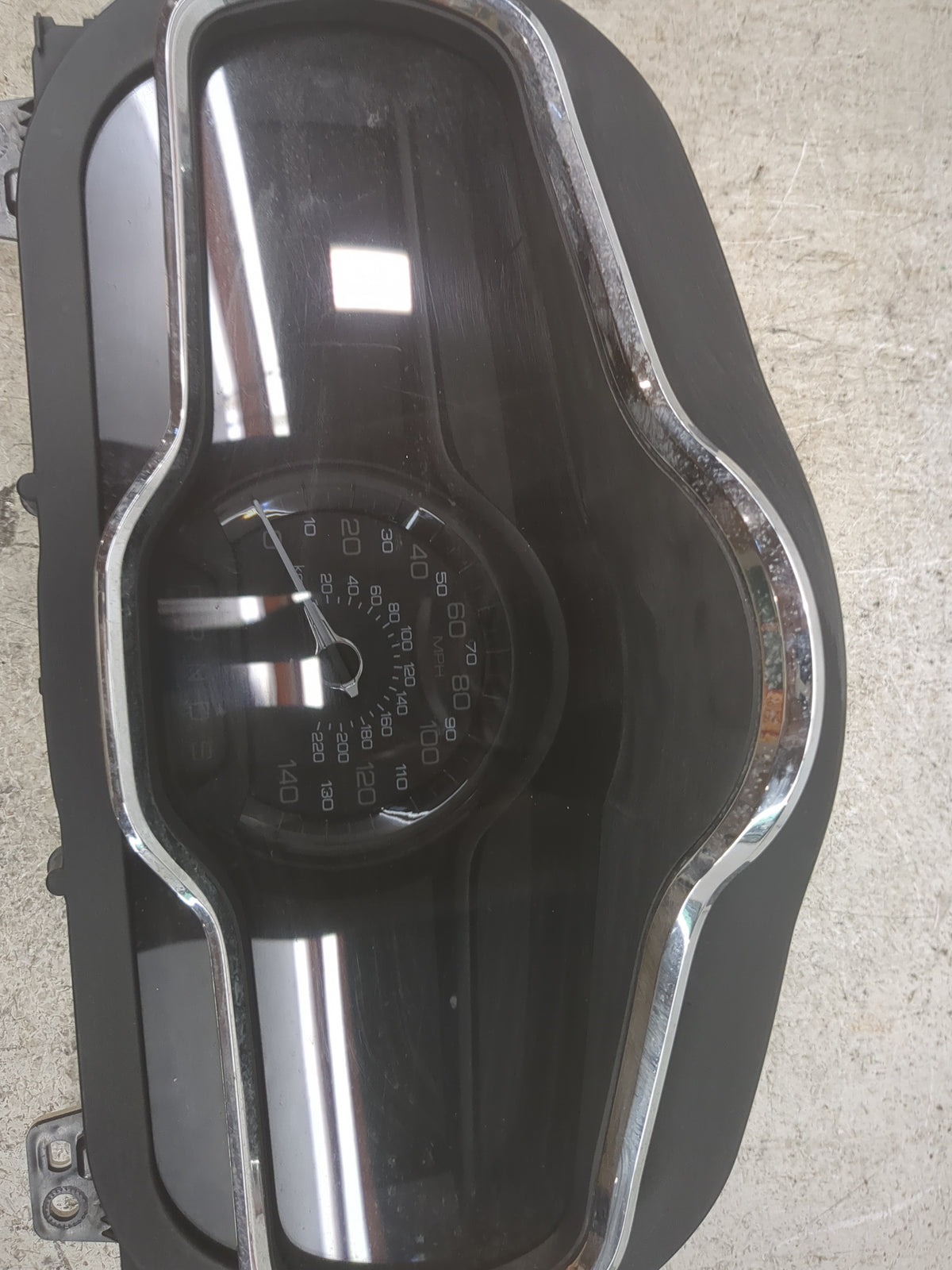2013 Lincoln Mkt Instrument Cluster Speedometer Gauges P/N:DE9T-10849-AL MX2574G0-8074 Miles: Fits OEM Used Auto Parts - Oem