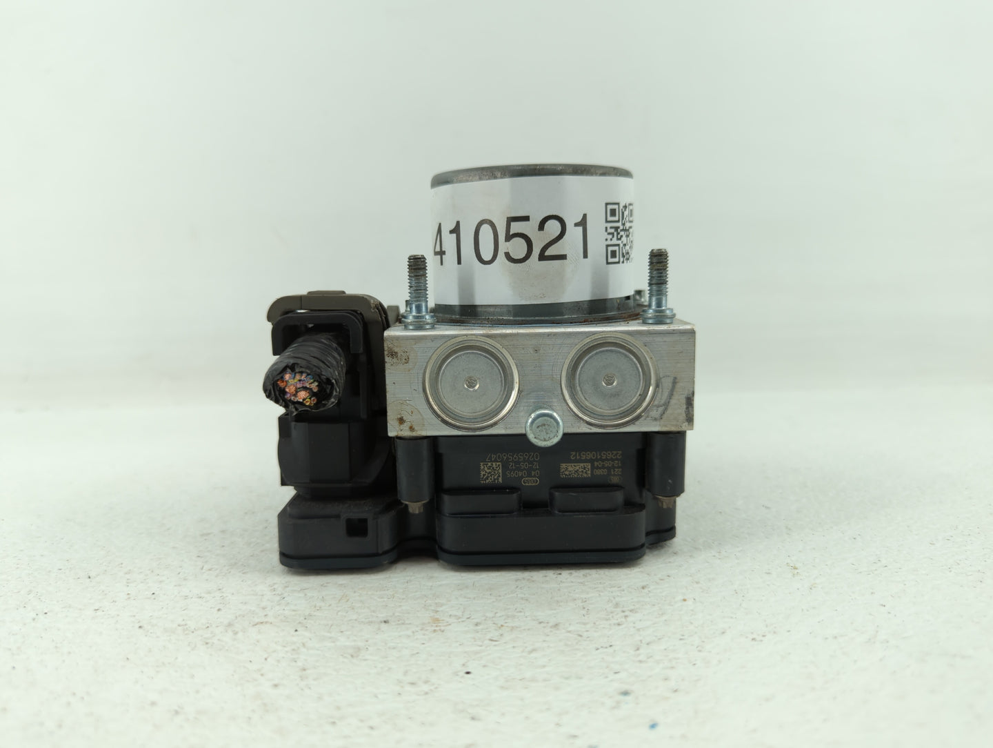 2013 Lincoln Mkt ABS Pump Control Module Replacement P/N:DA83-2C405-A Fits OEM Used Auto Parts - Oemusedautoparts1.com