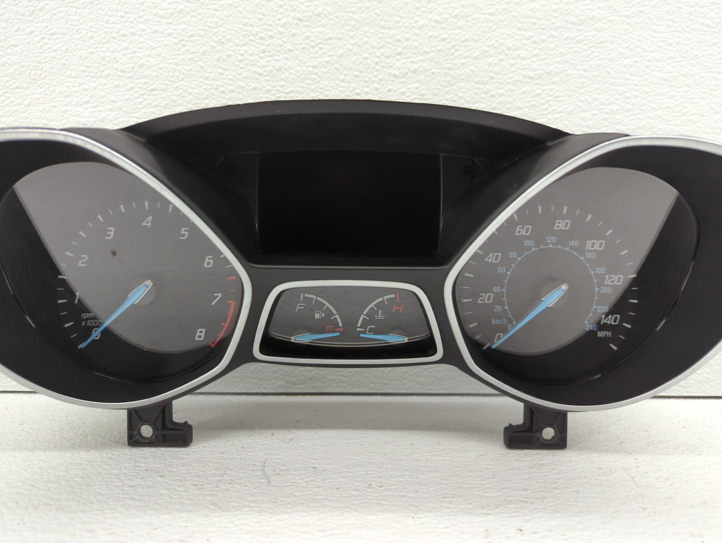 2013 Lincoln Mkt Instrument Cluster Speedometer Gauges P/N:DE9T-10849-AM Fits OEM Used Auto Parts - Oemusedautoparts1.com
