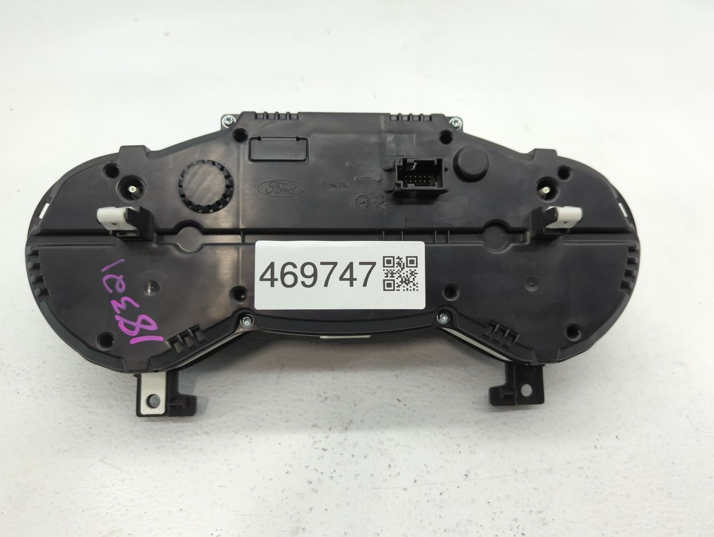2013 Lincoln Mkt Instrument Cluster Speedometer Gauges P/N:DE9T-10849-AM Fits OEM Used Auto Parts - Oemusedautoparts1.com
