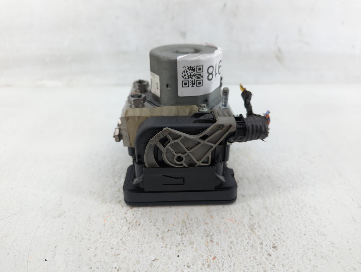 2013-2014 Lincoln Mkt Anti-Lock Brake ABS Pump Module Actuator OEM P/N:DA83-2C405-AF Fits Fits 2013 2014 OEM Used Auto Parts