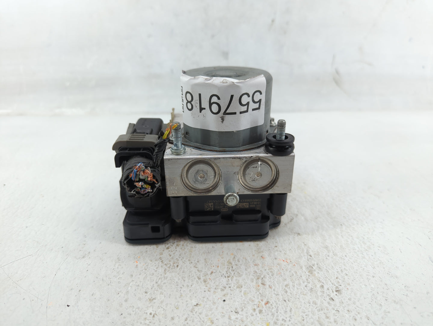 2013-2014 Lincoln Mkt ABS Pump Control Module Replacement P/N:DA83-2C405-AF Fits Fits 2013 2014 OEM Used Auto Parts - Oemuse
