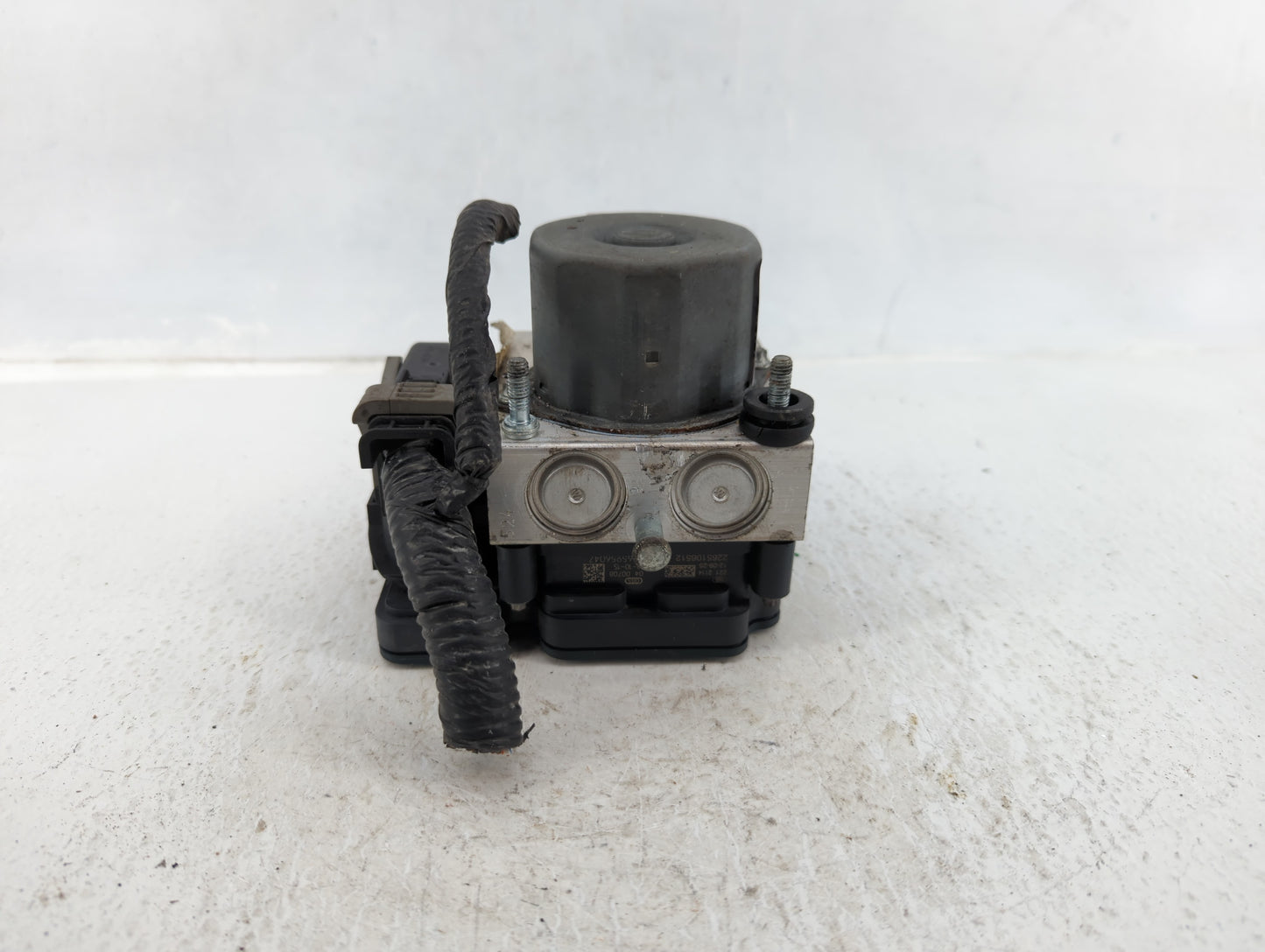 2013-2014 Lincoln Mkt ABS Pump Control Module Replacement P/N:DA83-2C 405 AG Fits Fits 2013 2014 OEM Used Auto Parts - Oemus