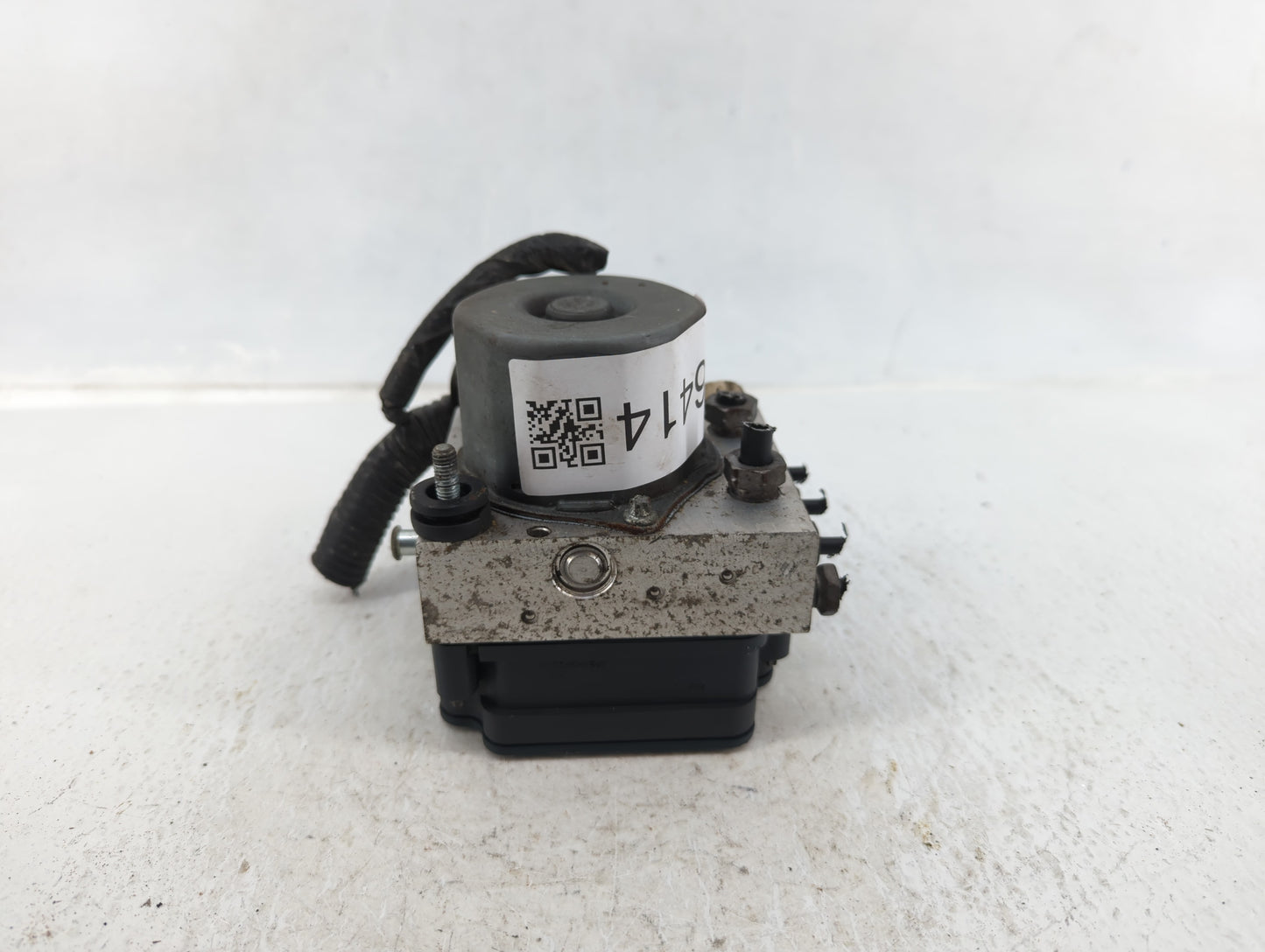 2013-2014 Lincoln Mkt ABS Pump Control Module Replacement P/N:DA83-2C 405 AG Fits Fits 2013 2014 OEM Used Auto Parts - Oemus