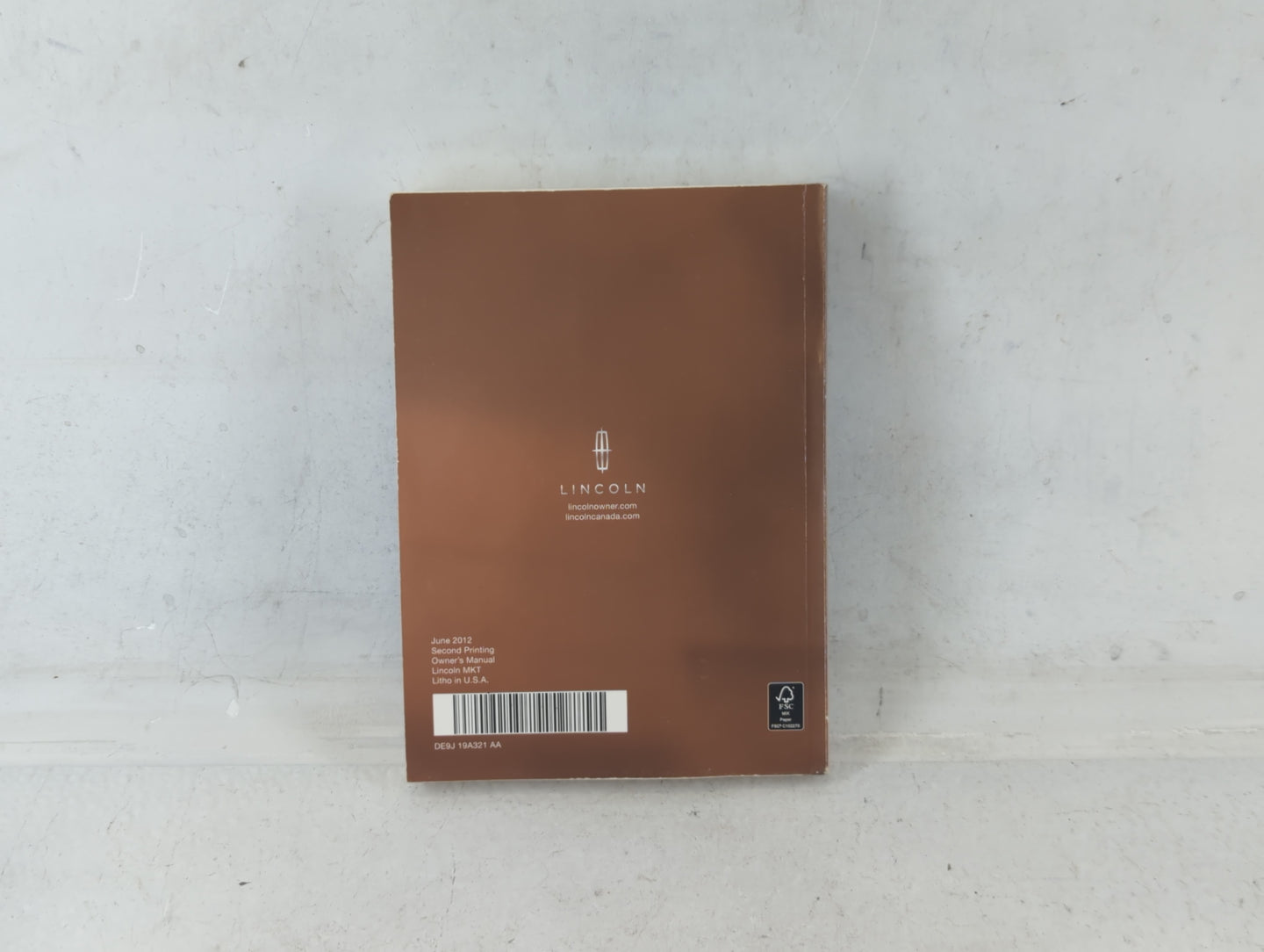 2013 Lincoln Mkt Owners Manual Book Guide P/N:DE9J 19A321 AA OEM Used Auto Parts - Oemusedautoparts1.com
