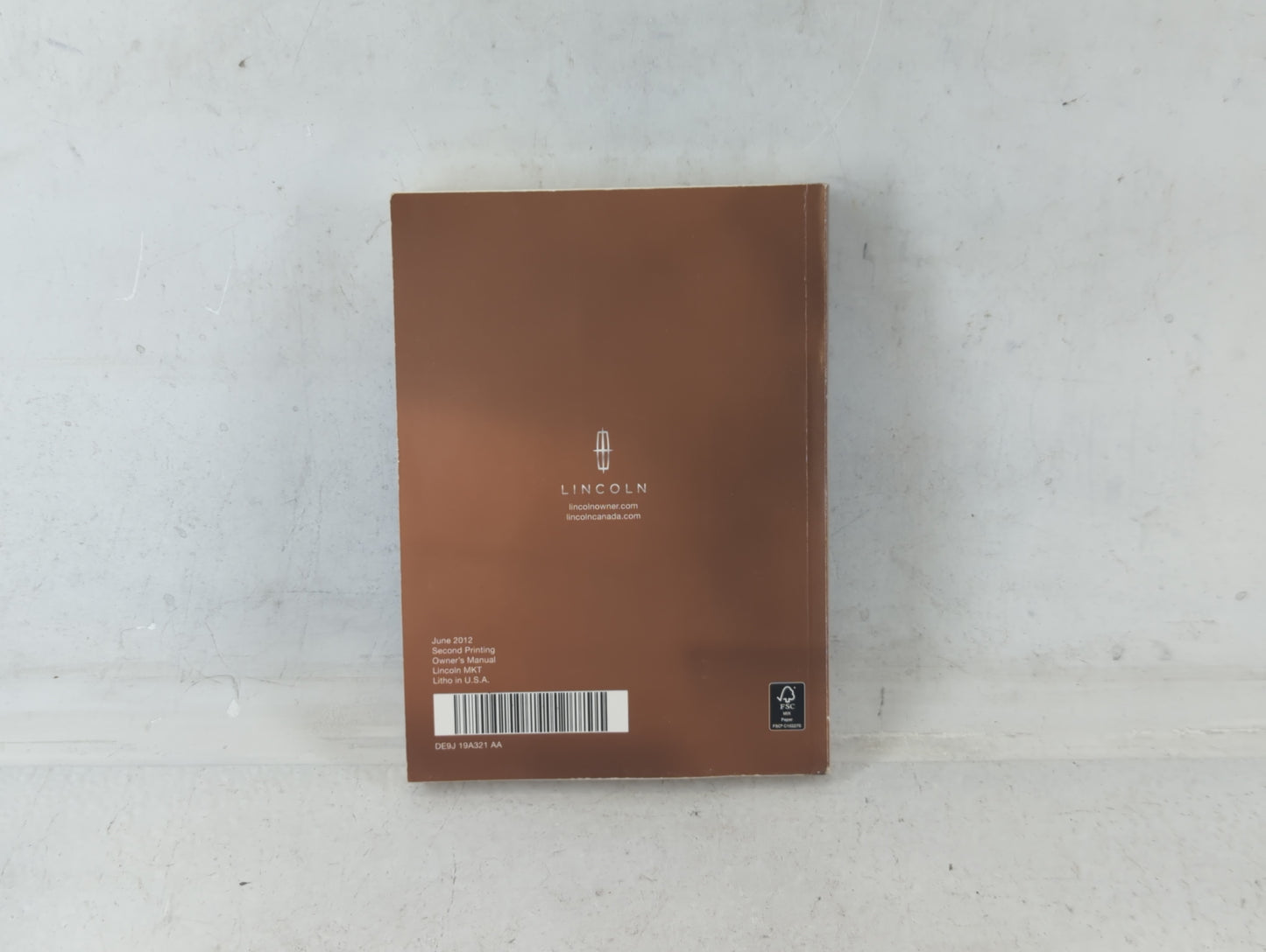 2013 Lincoln Mkt Owners Manual Book Guide P/N:DE9J 19A321 AA OEM Used Auto Parts - Oemusedautoparts1.com