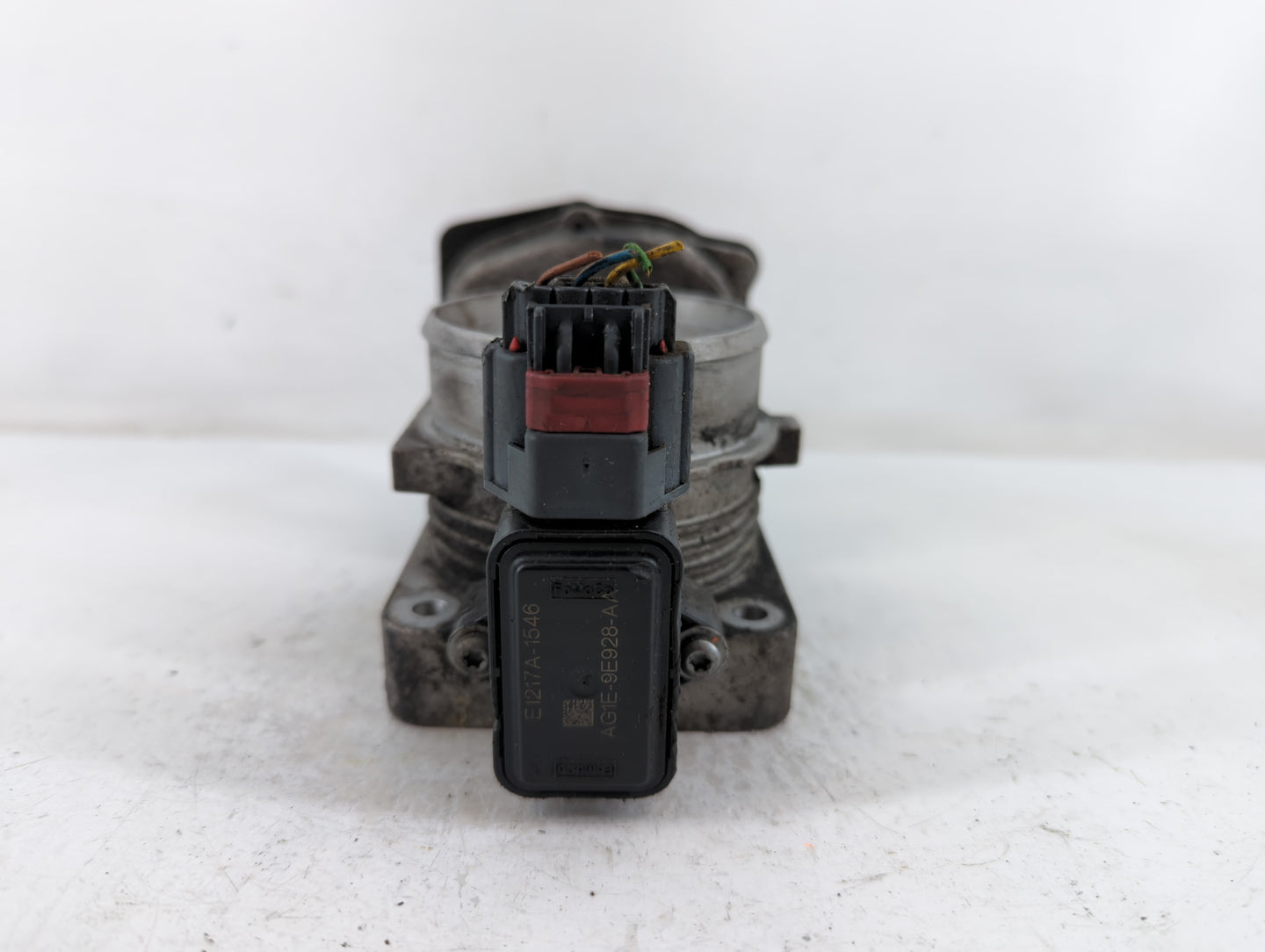 2010-2019 Lincoln Mkt Throttle Body P/N:060812 AA5E-BA Fits Fits 2010 2011 2012 2013 2014 2015 2016 2017 2018 2019 OEM Used 