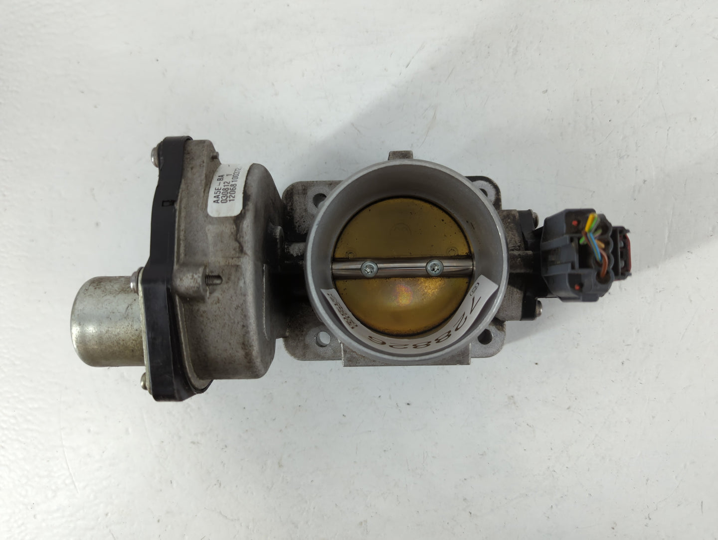 2013-2016 Lincoln Mkt Throttle Body P/N:12068100372 030812 1, AA5E-BA Fits Fits 2012 2013 2014 2015 2016 2017 OEM Used Auto 