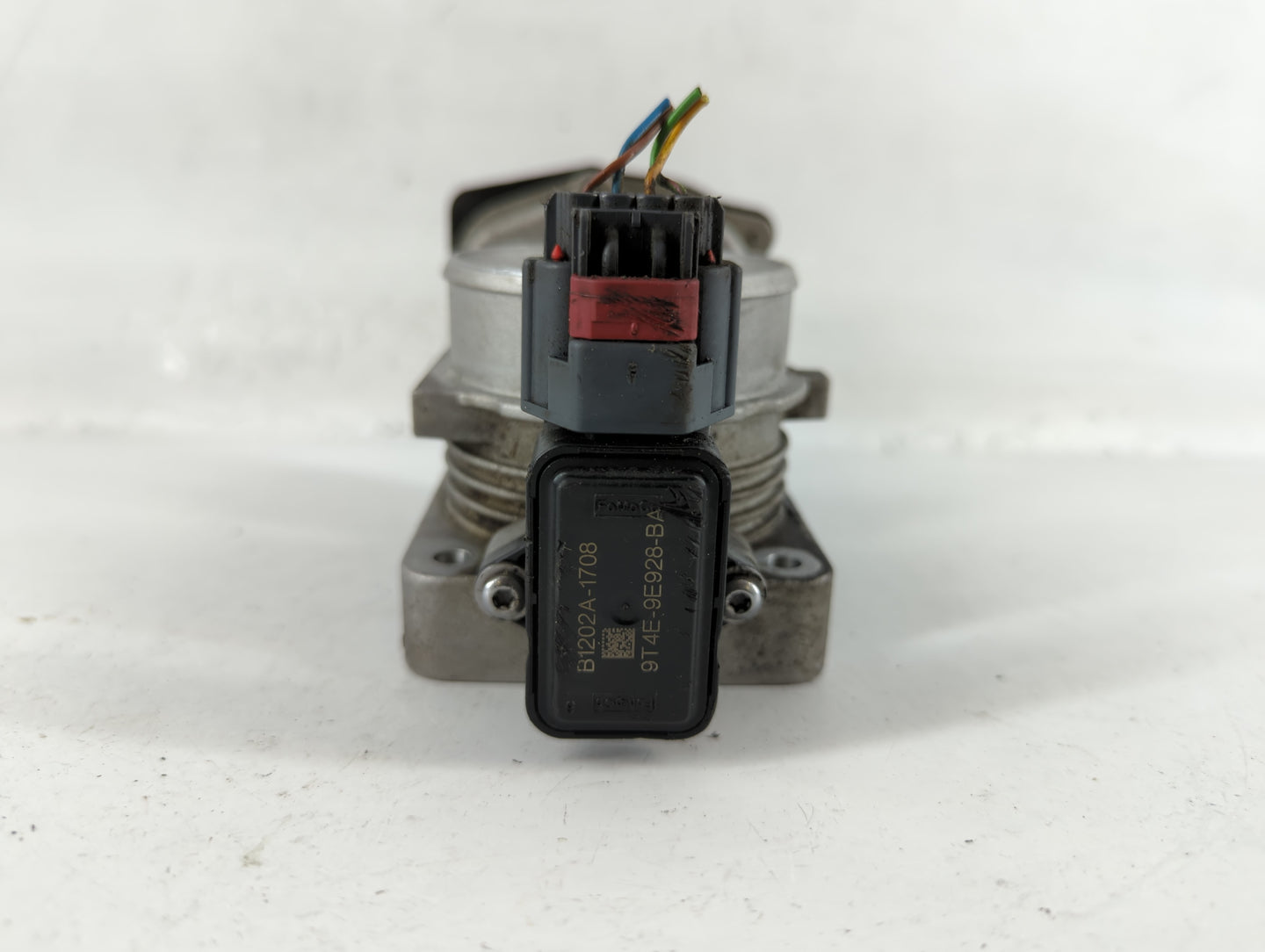 2013-2016 Lincoln Mkt Throttle Body P/N:12068100372 030812 1, AA5E-BA Fits Fits 2012 2013 2014 2015 2016 2017 OEM Used Auto 