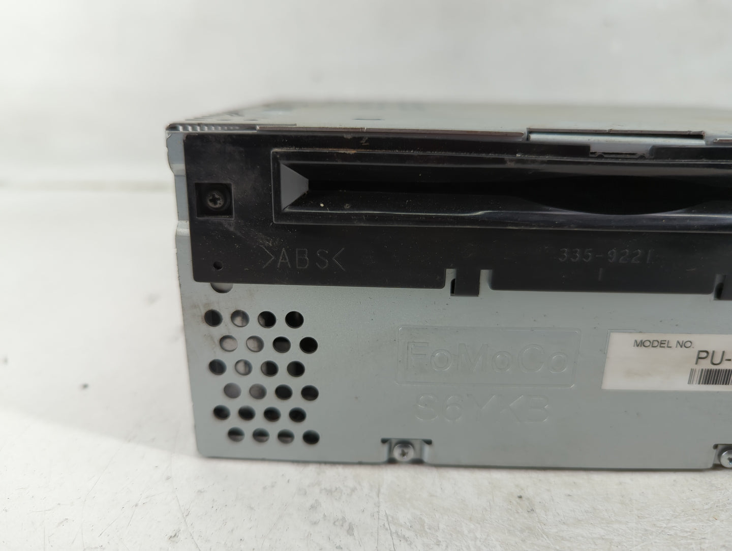 2013 Lincoln Mkx Radio AM FM Cd Player Receiver Replacement P/N:DT4T19C107FA Fits OEM Used Auto Parts - Oemusedautoparts1.co