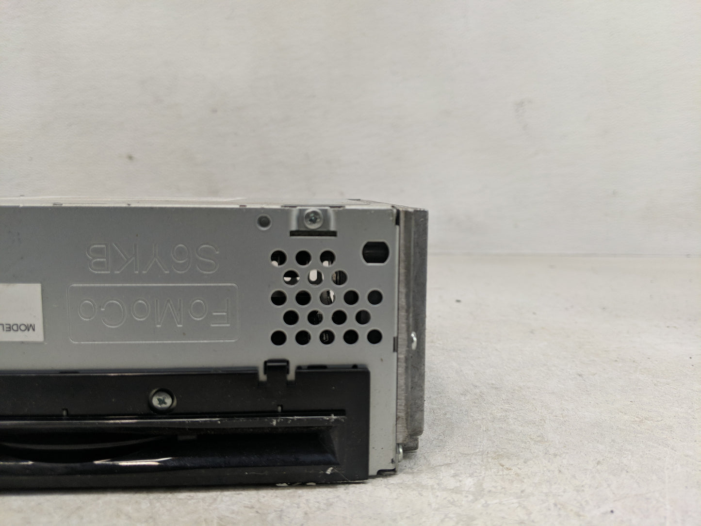 2013 Lincoln Mkx Radio AM FM Cd Player Receiver Replacement P/N:DT4T-19C107-CB Fits OEM Used Auto Parts - Oemusedautoparts1.
