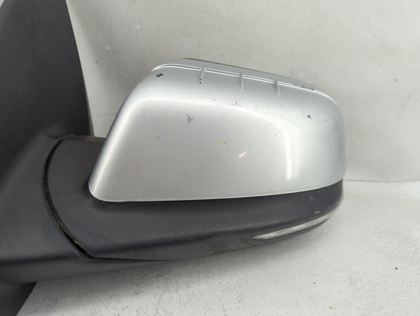2012-2015 Lincoln Mkx Driver Side View Mirror - Left Door Mirror OEM Used - Oemusedautoparts1.com