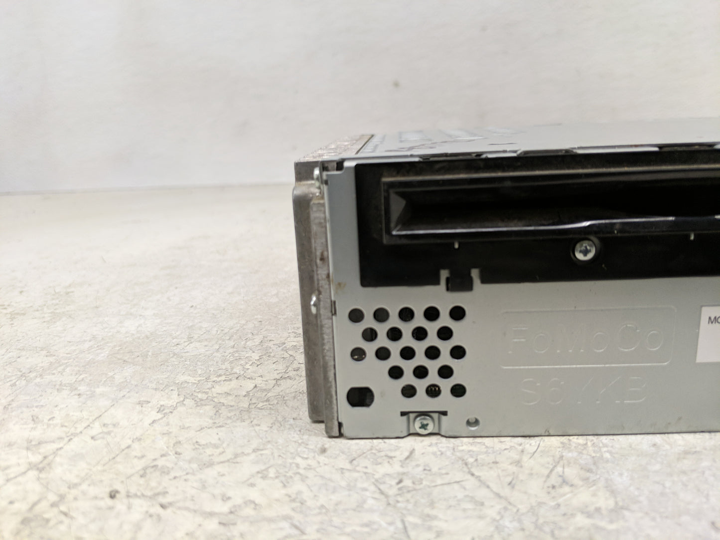 2013 Lincoln Mkx Radio AM FM Cd Player Receiver Replacement P/N:DT4T-19C107-CB Fits OEM Used Auto Parts - Oemusedautoparts1.
