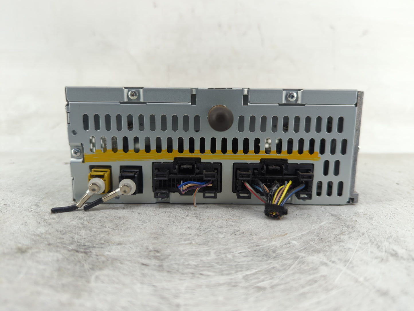 2013 Lincoln Mkx Radio AM FM Cd Player Receiver Replacement P/N:DT4T-19C107-CB Fits OEM Used Auto Parts - Oemusedautoparts1.
