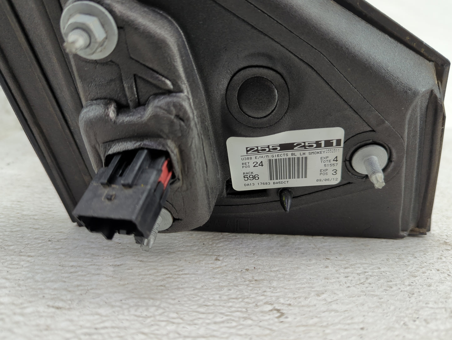 2012-2015 Lincoln Mkx Driver Side View Mirror - Left Door Mirror OEM Used - Oemusedautoparts1.com