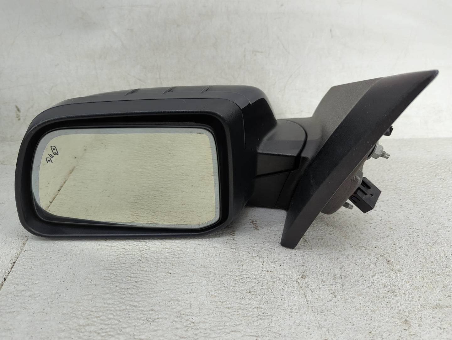 2012-2015 Lincoln Mkx Driver Side View Mirror - Left Door Mirror OEM Used - Oemusedautoparts1.com