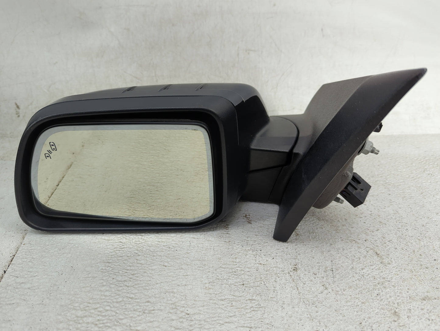 2012-2015 Lincoln Mkx Driver Side View Mirror - Left Door Mirror OEM Used - Oemusedautoparts1.com