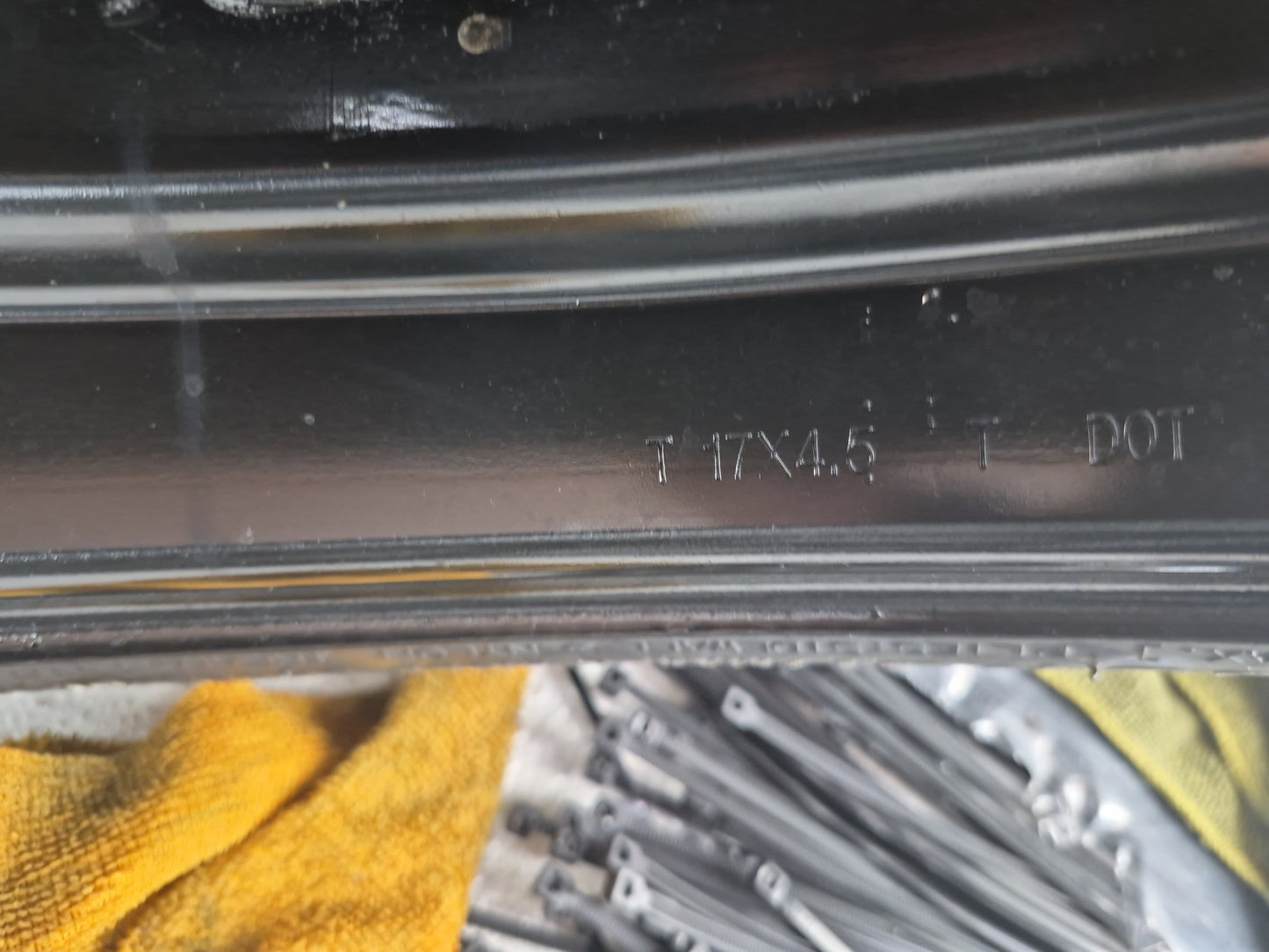 2007-2015 Lincoln Mkx Spare Donut Tire Wheel Rim Oem Black - Oemusedautoparts1.com