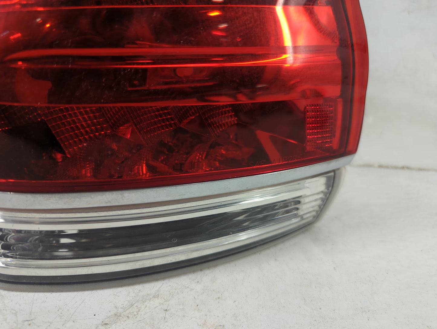 2011-2015 Lincoln Mkx Tail Light Assembly Driver Left OEM P/N:BA13 13B505 AH F00HTF402901 Fits Fits 2011 2012 2013 2014 2015