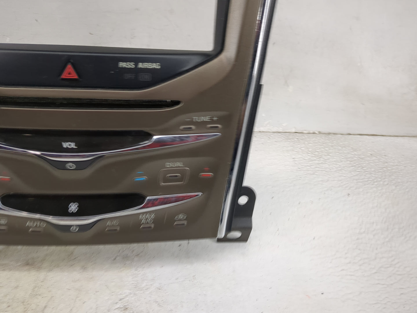 2013-2013 Lincoln Mkx Radio Control Panel Tan - Oemusedautoparts1.com