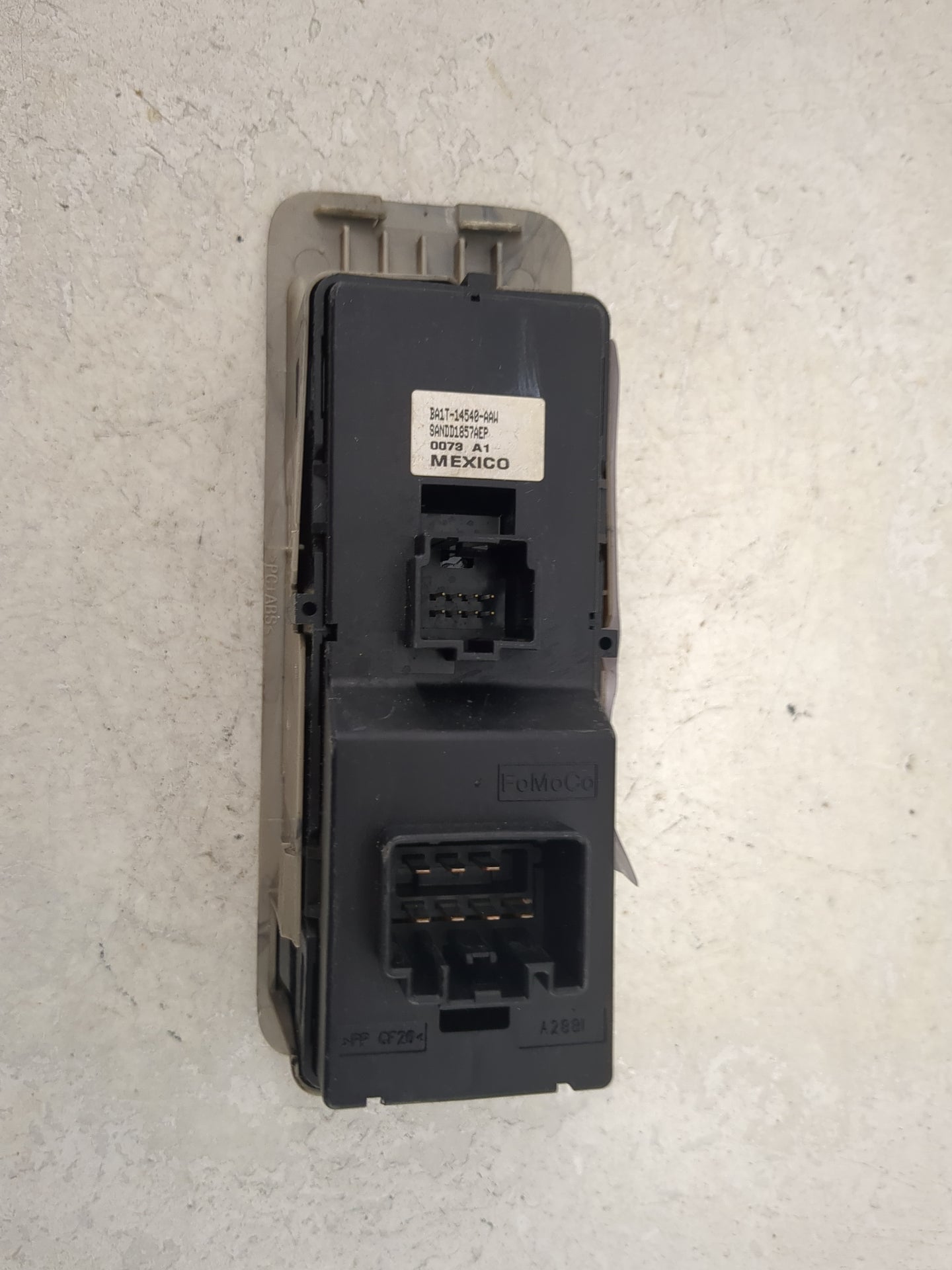 2011-2015 Lincoln Mkx Master Power Window Switch Replacement Driver Side Left P/N:BA1T-14540-AAW SANDD1857AEP Fits OEM Used 