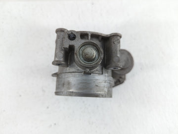 2011-2018 Lincoln Mkx Throttle Body P/N:AT4E-EH AT4E-EF, AT4E-9F991-EL Fits Fits 2011 2012 2013 2014 2015 2016 2017 2018 2019 OEM Used Auto Parts