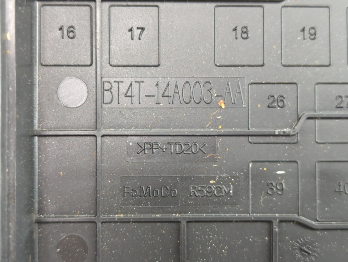 2012-2015 Lincoln Mkx Fusebox Fuse Box Panel Relay Module P/N:CA1T-14290-EH BT4T-14A003-AA Fits Fits 2012 2013 2014 2015 OEM