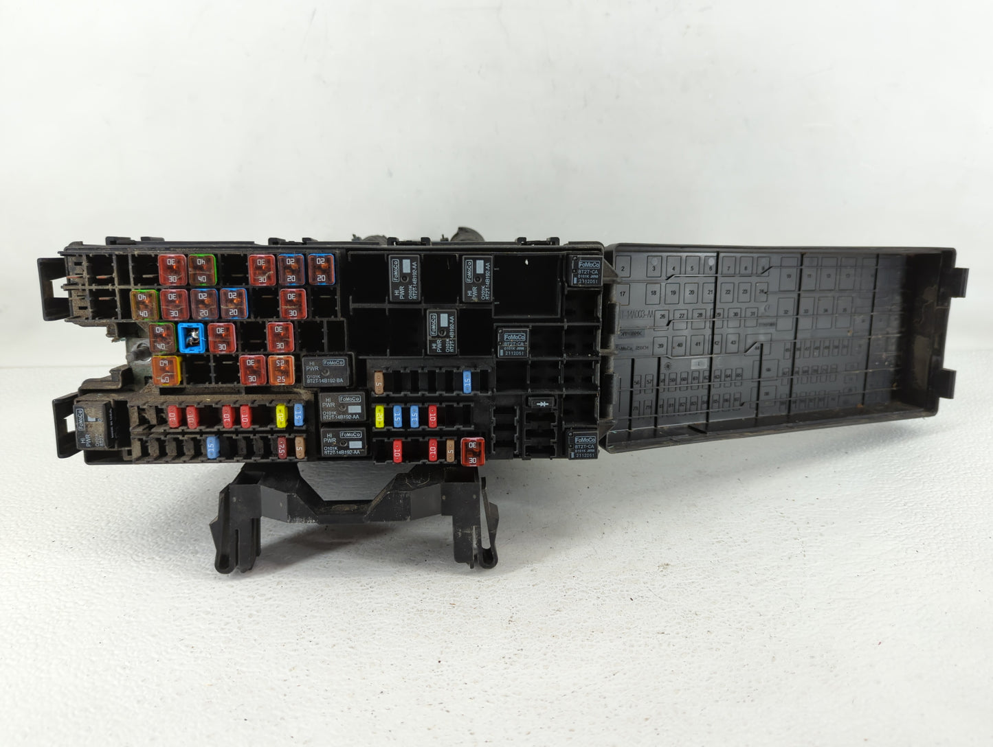 2012-2015 Lincoln Mkx Fusebox Fuse Box Panel Relay Module P/N:CA1T-14290-AF Fits Fits 2012 2013 2014 2015 OEM Used Auto Part