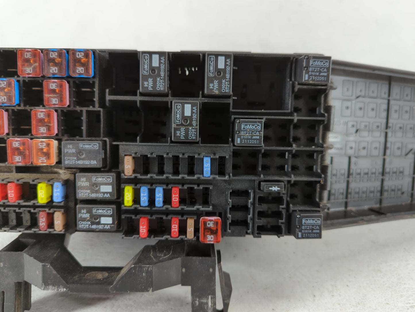 2012-2015 Lincoln Mkx Fusebox Fuse Box Panel Relay Module P/N:CA1T-14290-AF Fits Fits 2012 2013 2014 2015 OEM Used Auto Part