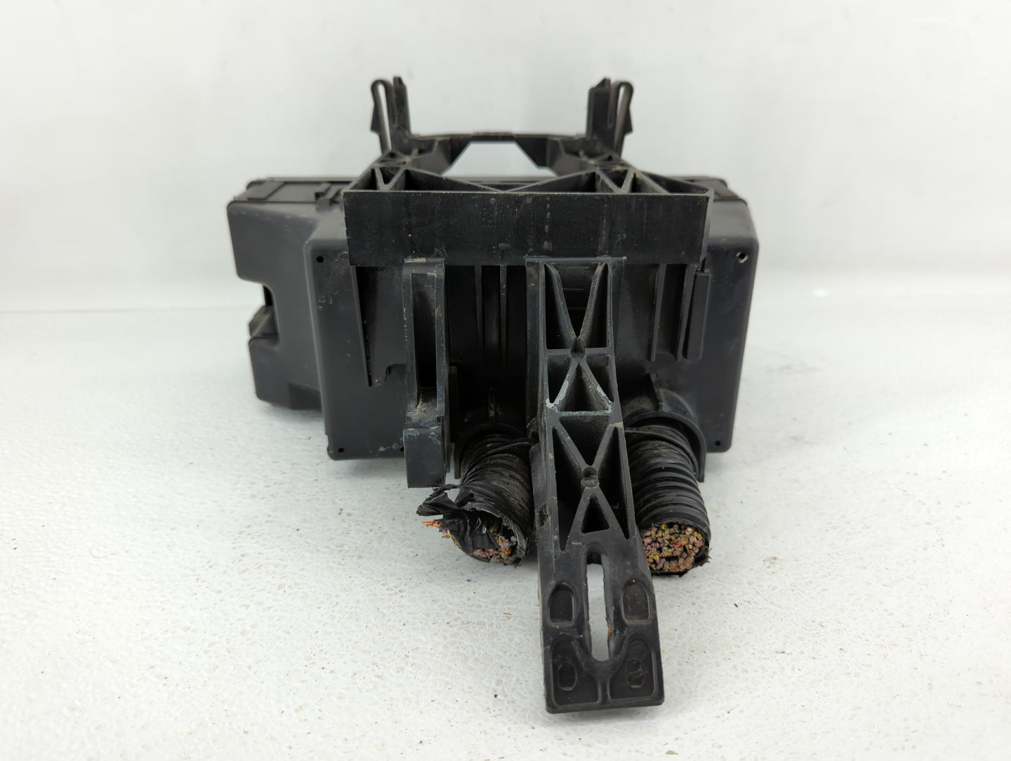 2012-2015 Lincoln Mkx Fusebox Fuse Box Panel Relay Module P/N:CA1T-14290-AF Fits Fits 2012 2013 2014 2015 OEM Used Auto Part