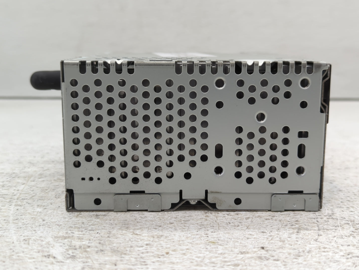 2013 Lincoln Mkx Radio AM FM Cd Player Receiver Replacement P/N:DT4T-19C107-GA Fits OEM Used Auto Parts - Oemusedautoparts1.