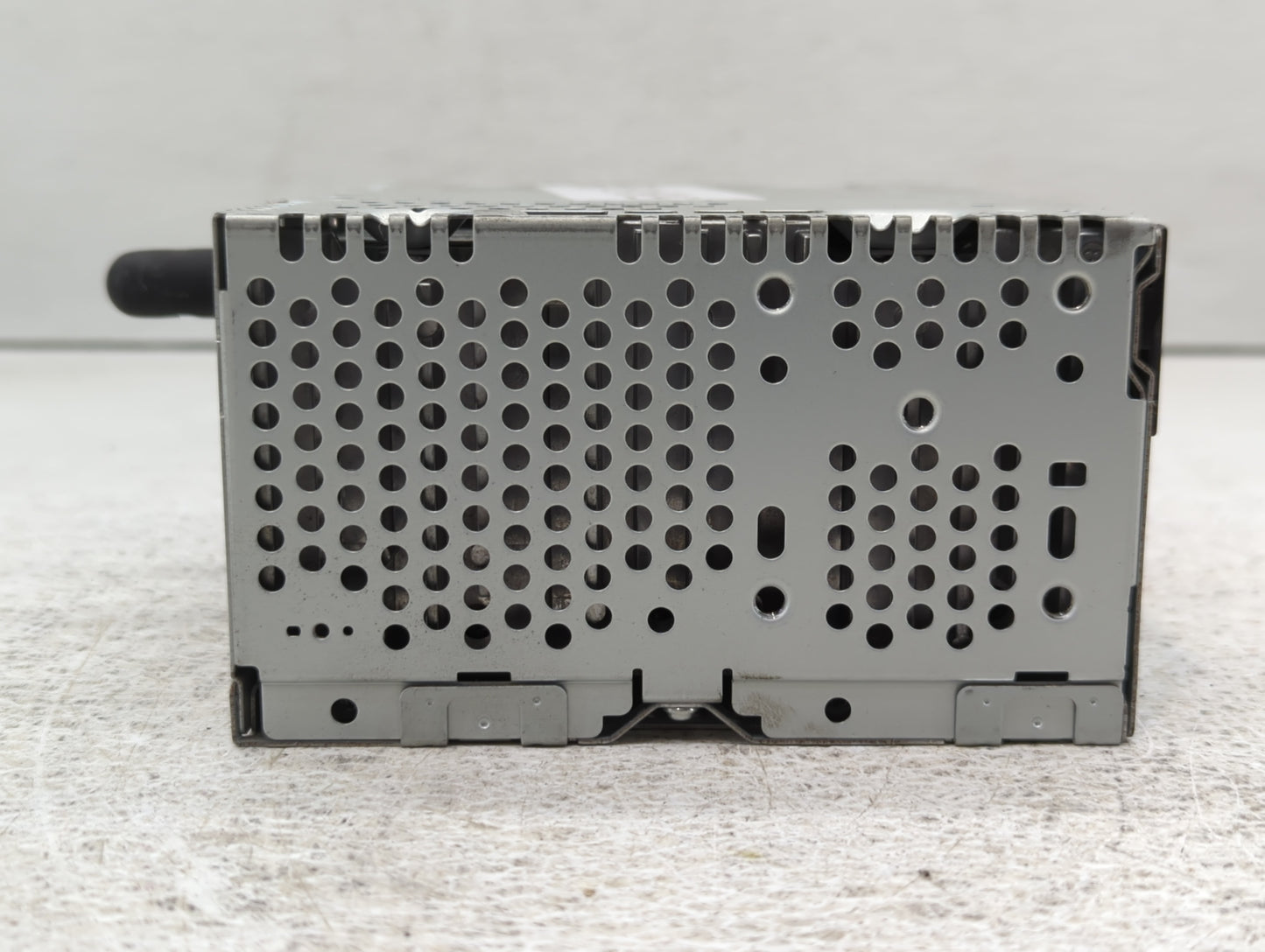2013 Lincoln Mkx Radio AM FM Cd Player Receiver Replacement P/N:DT4T-19C107-GA Fits OEM Used Auto Parts - Oemusedautoparts1.