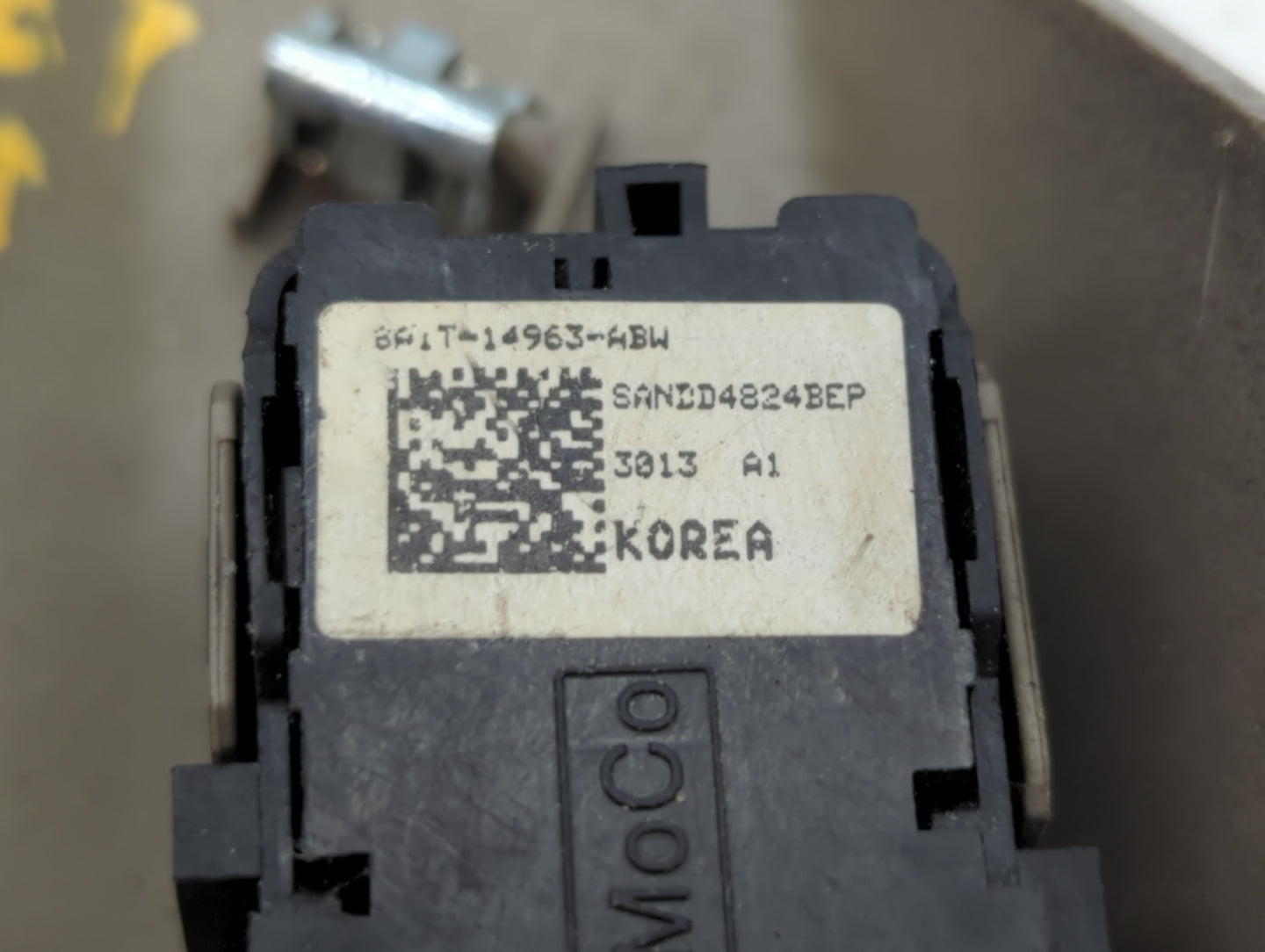 2013 Lincoln Mkx Mass Air Flow Meter Maf - Oemusedautoparts1.com