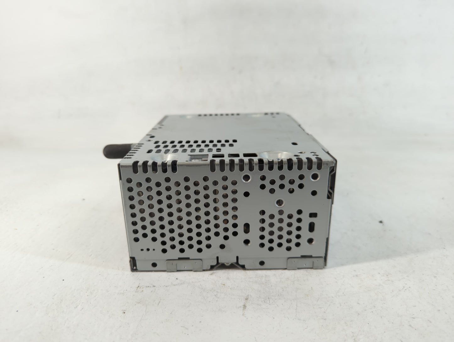 2013 Lincoln Mkx Radio AM FM Cd Player Receiver Replacement P/N:DT4T-19C107-GA Fits OEM Used Auto Parts - Oemusedautoparts1.