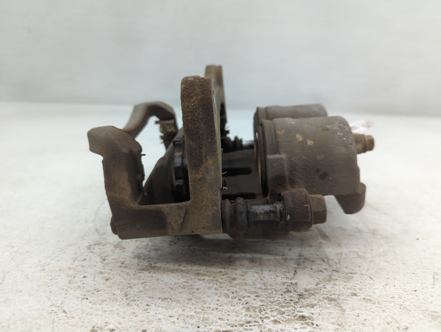 2011-2015 Lincoln Mkx Front Driver Left Brake Caliper - Oemusedautoparts1.com