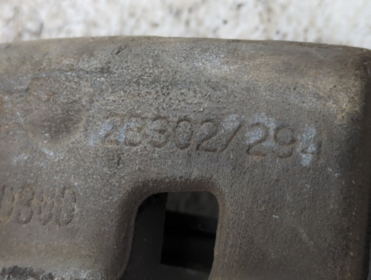2011-2015 Lincoln Mkx Front Driver Left Brake Caliper - Oemusedautoparts1.com