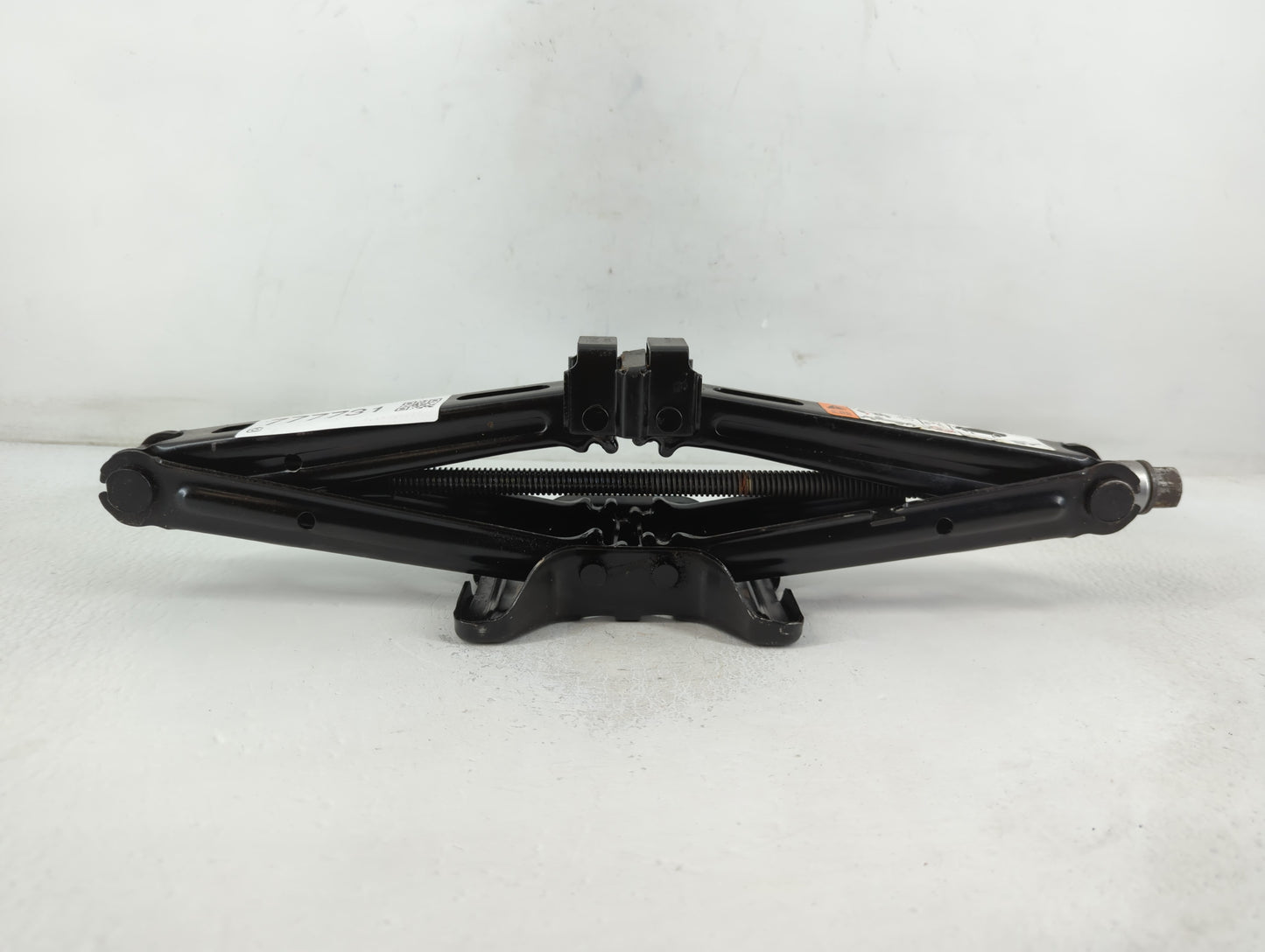 2013 Lincoln Mkx Spare Scissor Car Jack - Oemusedautoparts1.com