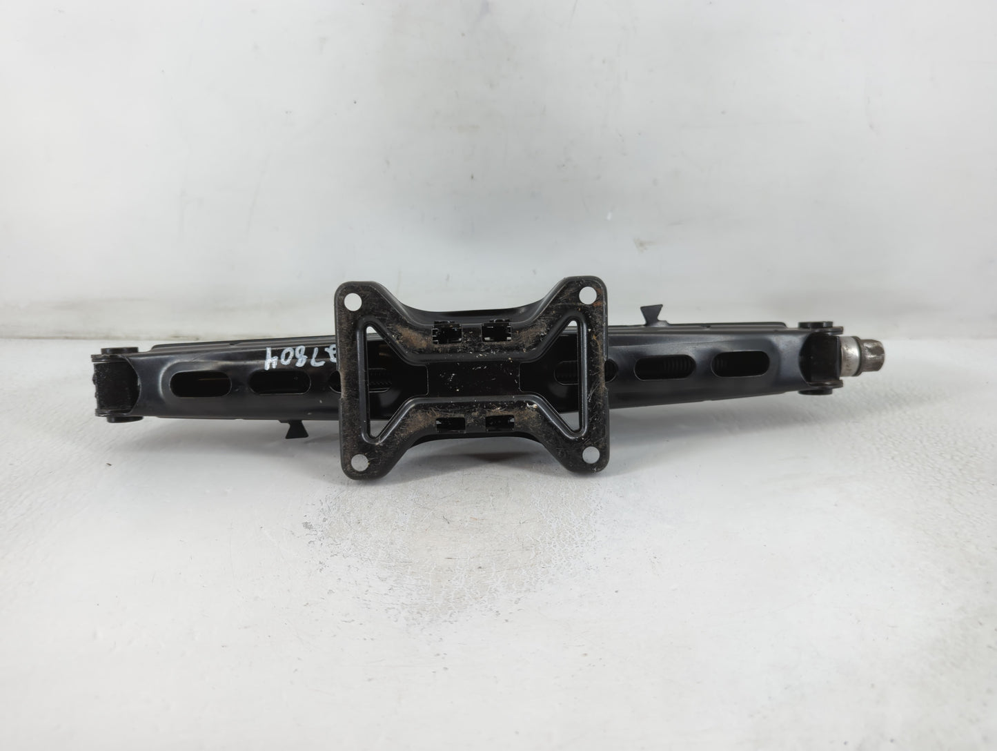 2013 Lincoln Mkx Spare Scissor Car Jack - Oemusedautoparts1.com