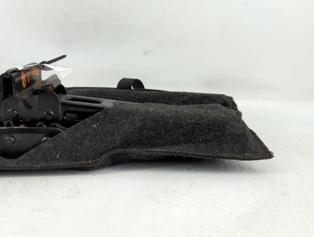 2013 Lincoln Mkx Spare Scissor Car Jack 778178 - Oemusedautoparts1.com